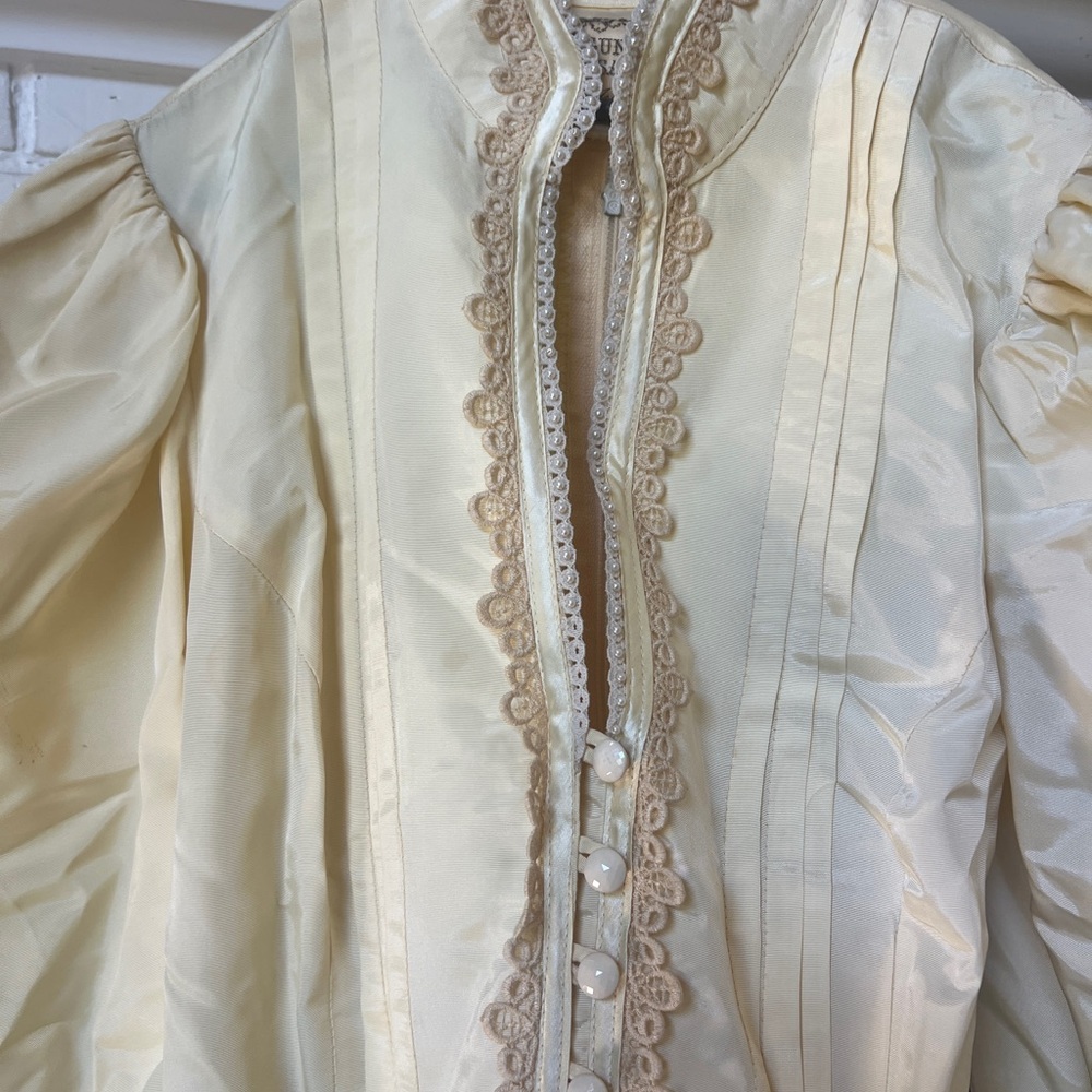 Gunne Sax Cream Bishop Sleeve Gown with Bib Collar Vintage - Picture 3 of 9